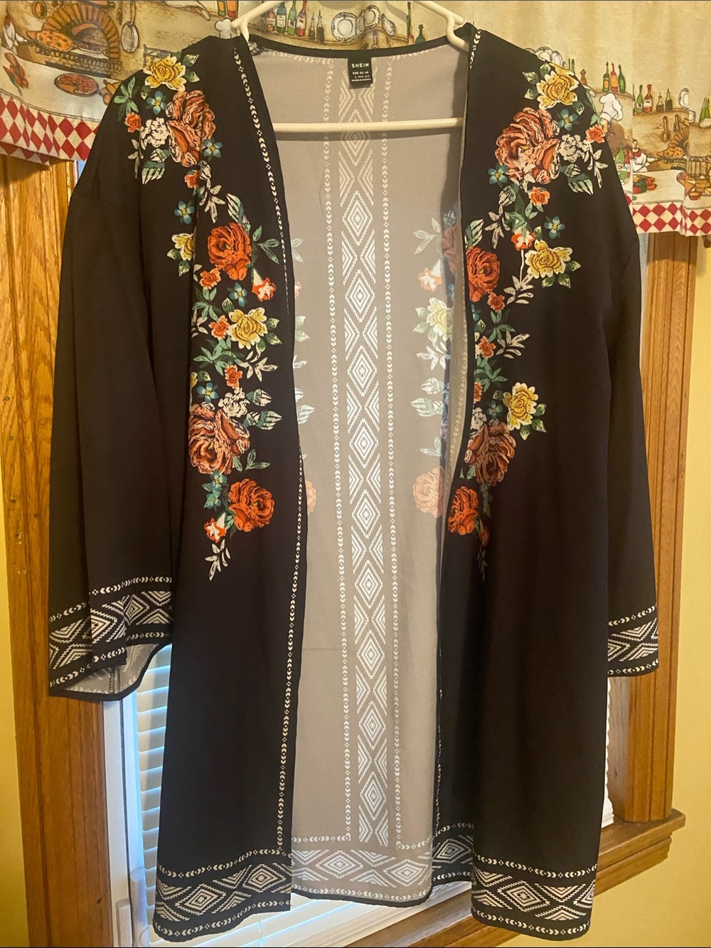 SHEIN Black and Cream Printed Open-Front Kimono